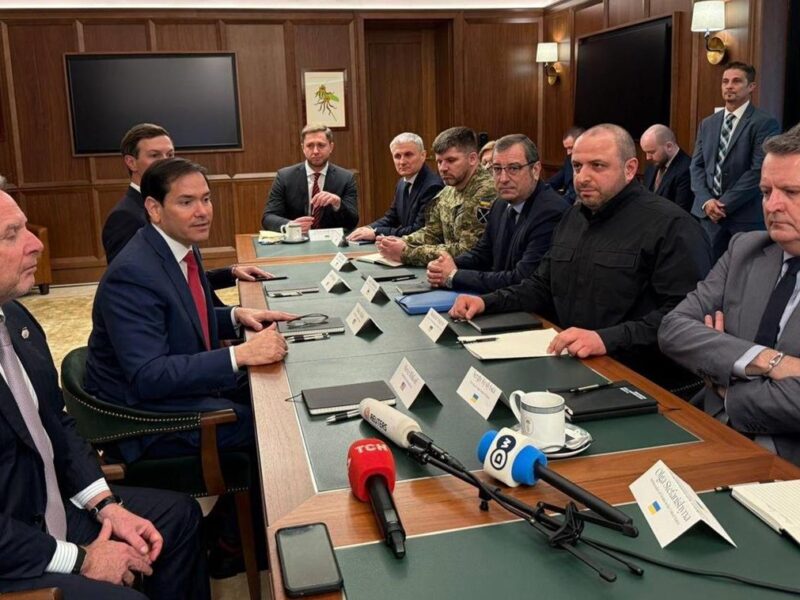 Делегації України і США розпочали переговори