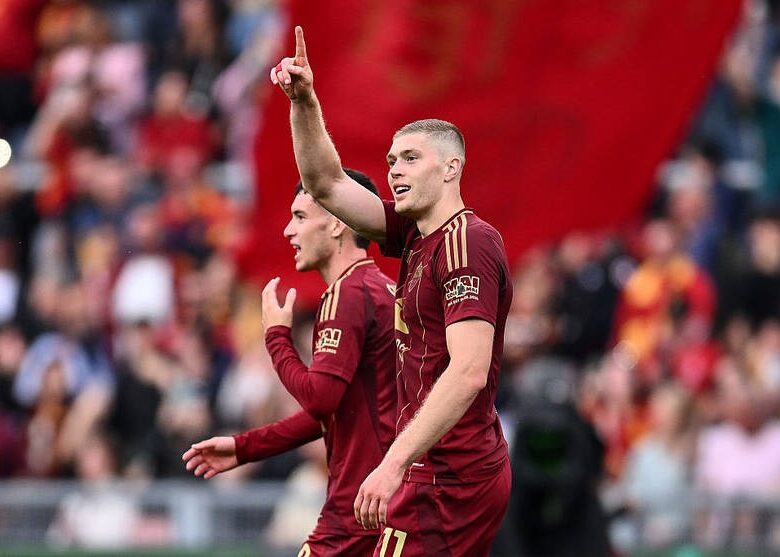 Довбик спробує формувати позиційний вплив форварда в Ромі й надалі