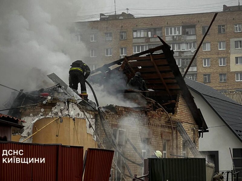 ДСНС показала наслідки обстрілу Київщини