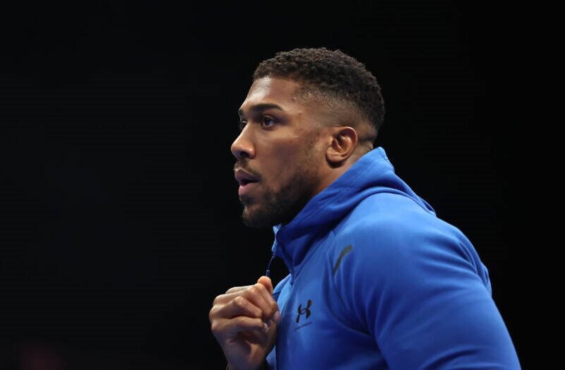 Джошуа готується до бою з Полом: інсайдер розкрив деталі