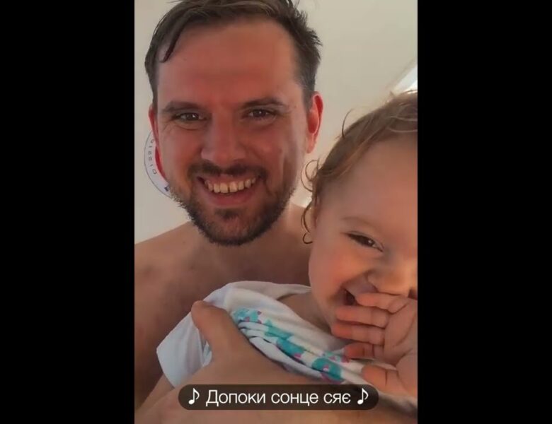 «Шлях батьківства»: в Україні стартувала програма для розвитку навичок батьківства