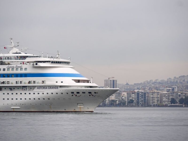 Ердоган не пустив російський лайнер до Стамбула