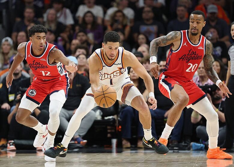 Фінікс переміг Кліпперс у напруженому матчі НБА