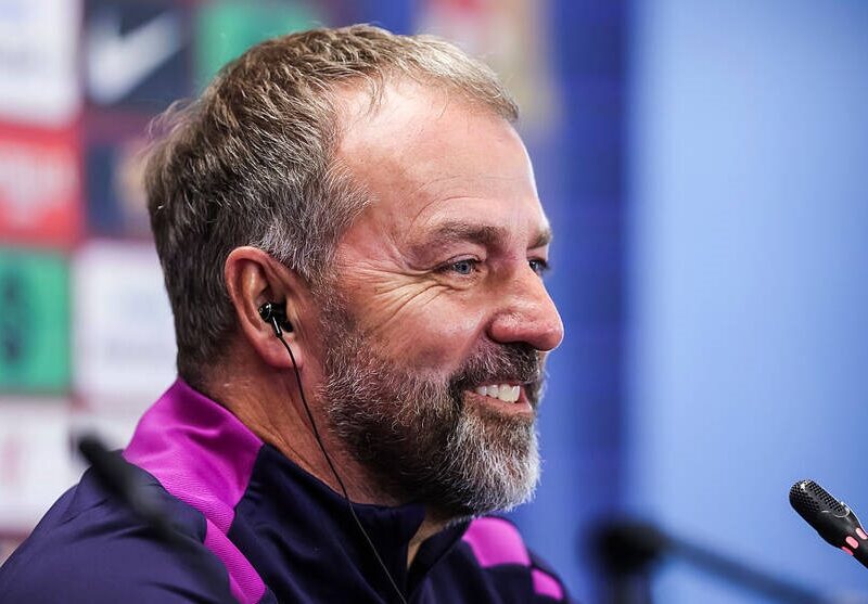 Флік розкрив деталі кадрової ситуації в команді