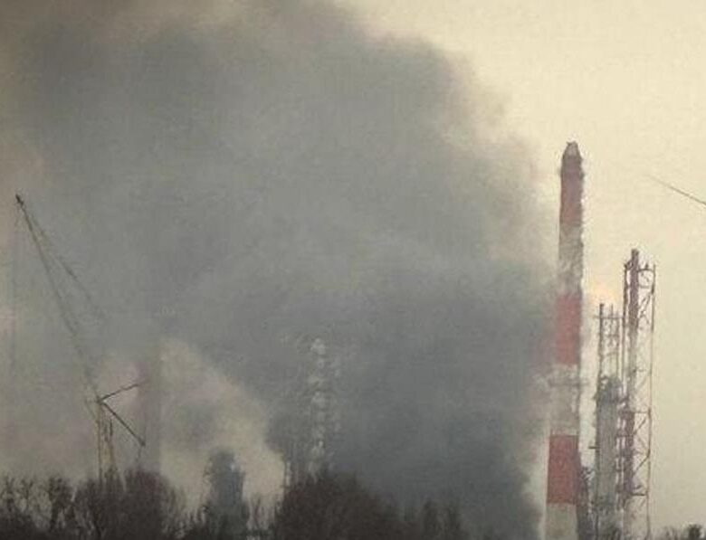 Генштаб підтвердив ураження Орського НПЗ в Росії