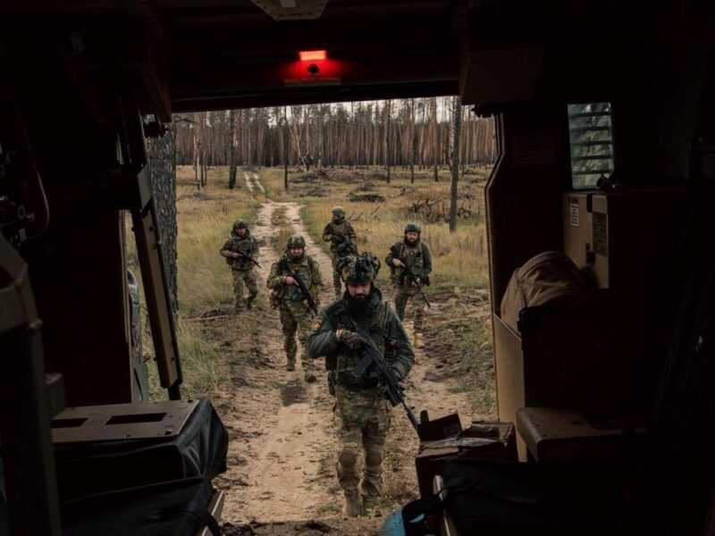 Генштаб заявив про активні бої на п’яти напрямках