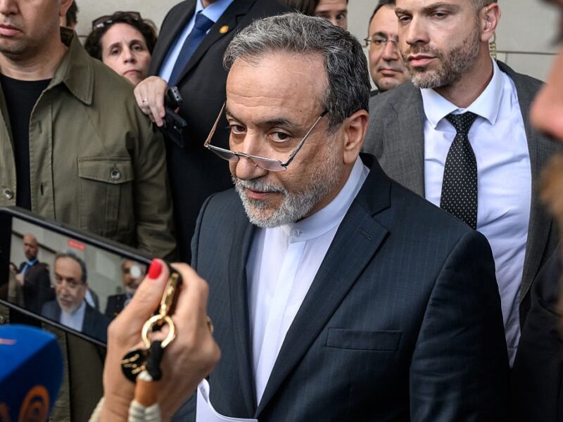 Іран заявив про повну зупинку збагачення урану