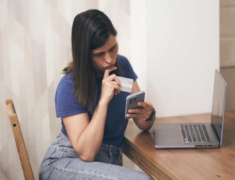 Іспанський сервіс адмінпослуг розриває договори з росіянами – ЗМІ