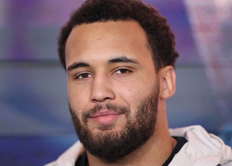 Ітаума вважає, що Усик відмовиться від титулів через страх перед поєдинком