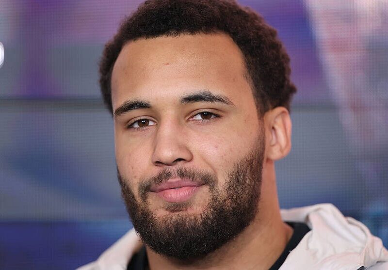 Ітаума вважає, що Усик відмовиться від титулів через страх перед поєдинком