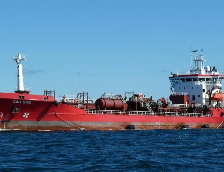 Компанії Латвії обслуговують “тіньовий флот” РФ, попри санкції – ЗМІ