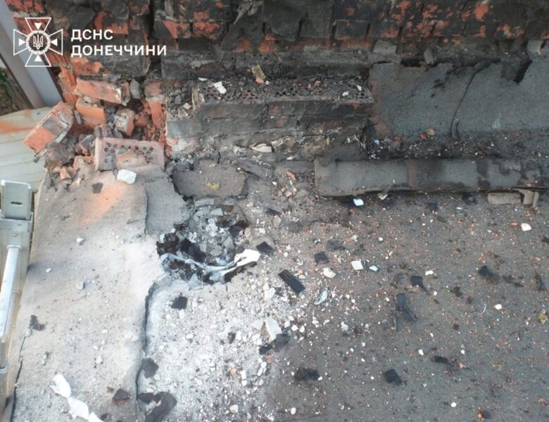 На Донеччині ворожий дрон пошкодив будівлю пожежно-рятувальної частини