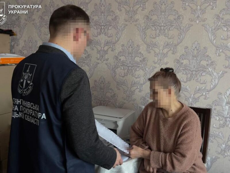 На Донеччині жінка 18 років зберігала тіло померлої доньки у квартирі