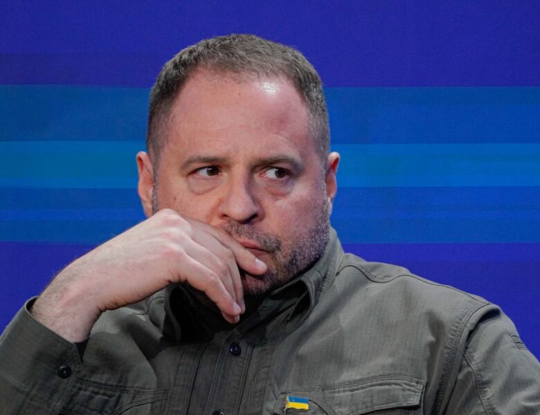 НАБУ готує підозру Єрмаку – ЗМІ