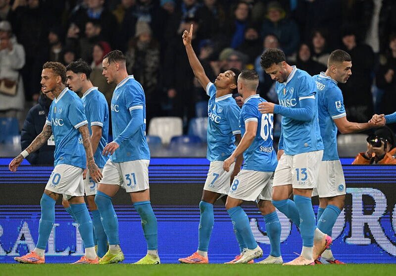 Наполі продовжив свою серію без поразок на домашньому стадіоні