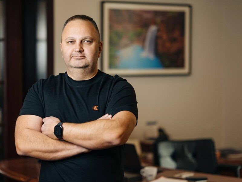 “Офіційний Apple в Україні є”: де купити якісну і легальну продукцію