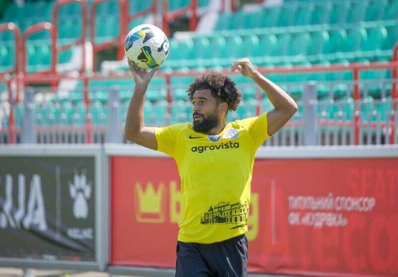 Олександрія згодилася відпустити французького захисника