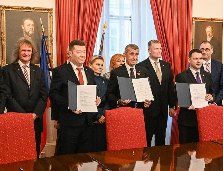 Популісти та антиукраїнська партія: в Чехія сформувався новий парламент