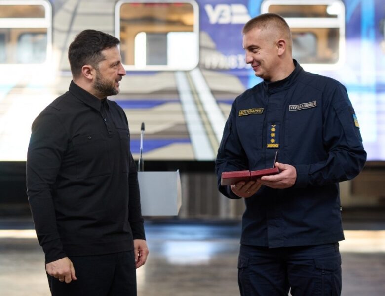 Президент привітав залізничників з професійним святом