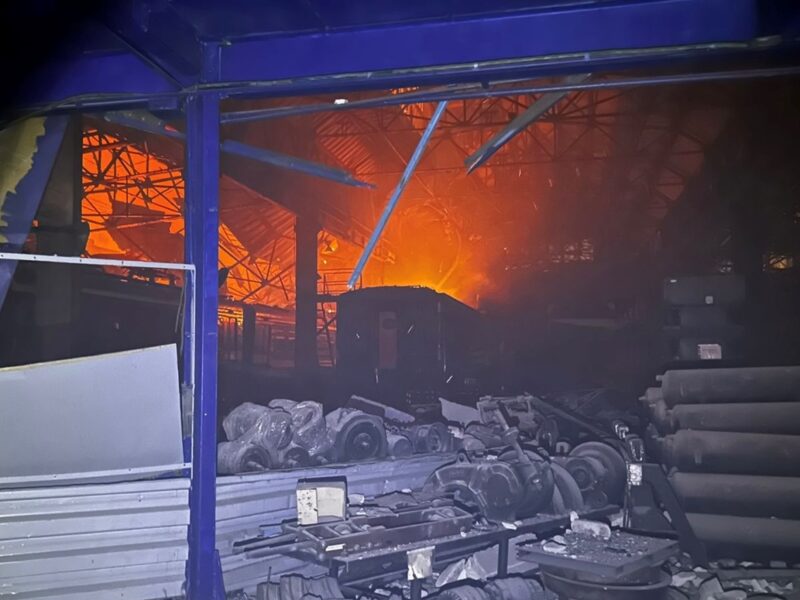 РФ вдарила по чотирьох залізничних станціях на Харківщині, є поранений