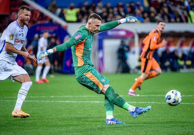 Різник оновив особисте досягнення після чергового “сухого” матчу