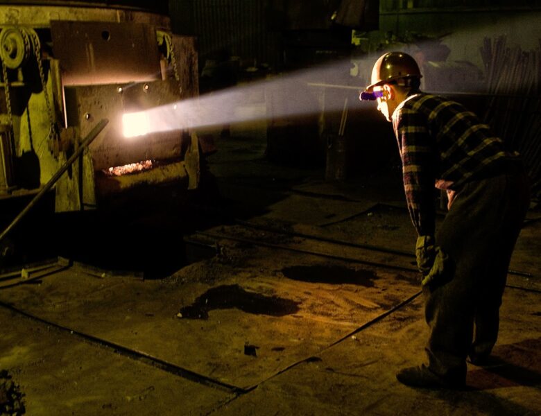 Росія вичерпала внутрішні ресурси для підтримки економіки – розвідка