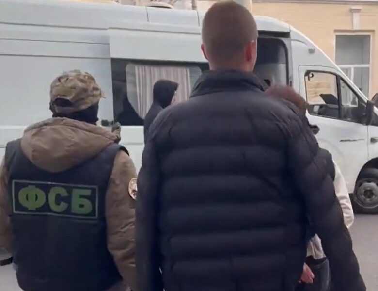 Російська ФСБ заявила про затримання вісьмох “диверсантів”