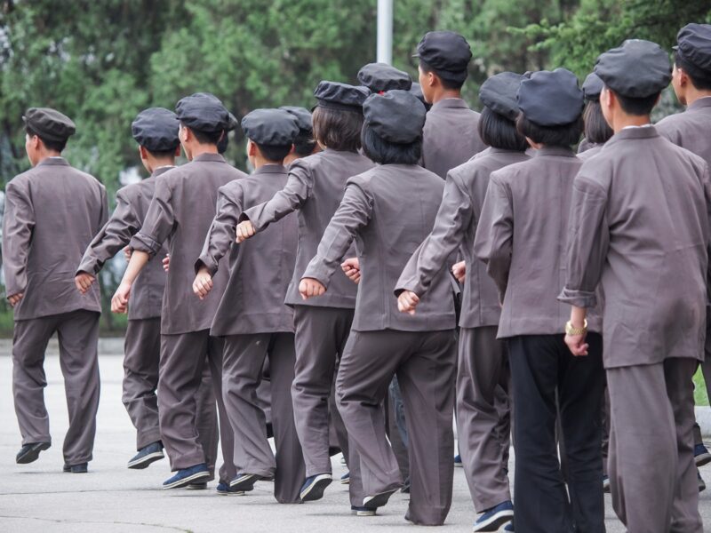 Російська мова стала обов’язковою для школярів КНДР