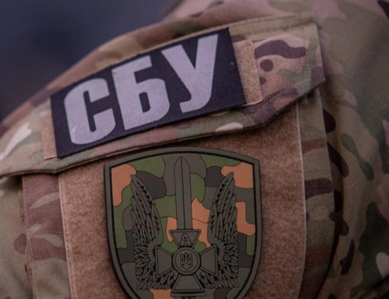 СБУ спростувала “підготовку підозри” Арахамії та Клименку