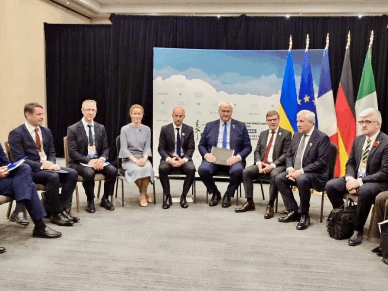 Сибіга запевнив G7, що корупціонери в Україні понесуть покарання