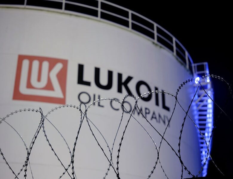 Союзники РФ відмовляються від її нафти: що відомо