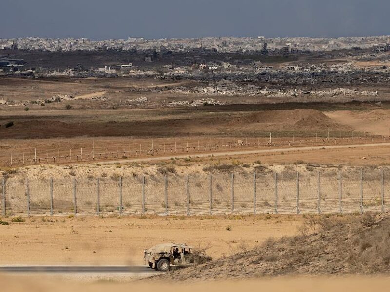 США побудують велику військову базу на кордоні з Газою