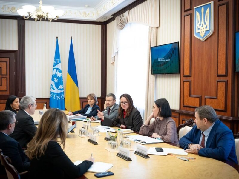 Свириденко провела переговори з місією МВФ
