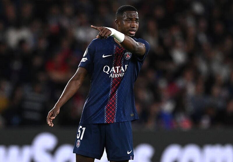 Центральна лінія захисту ПСЖ зміцніла новим контрактом