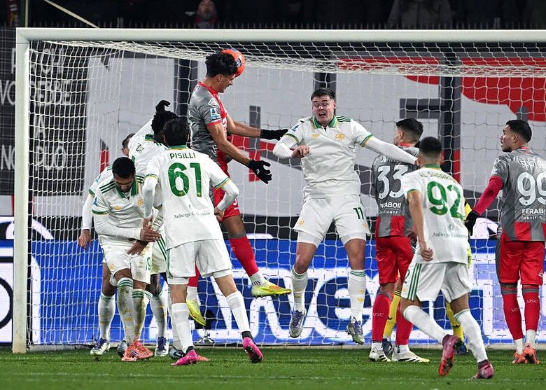 У чемпіонаті Італії Рома має перші позиції після перемоги над Кремонезе