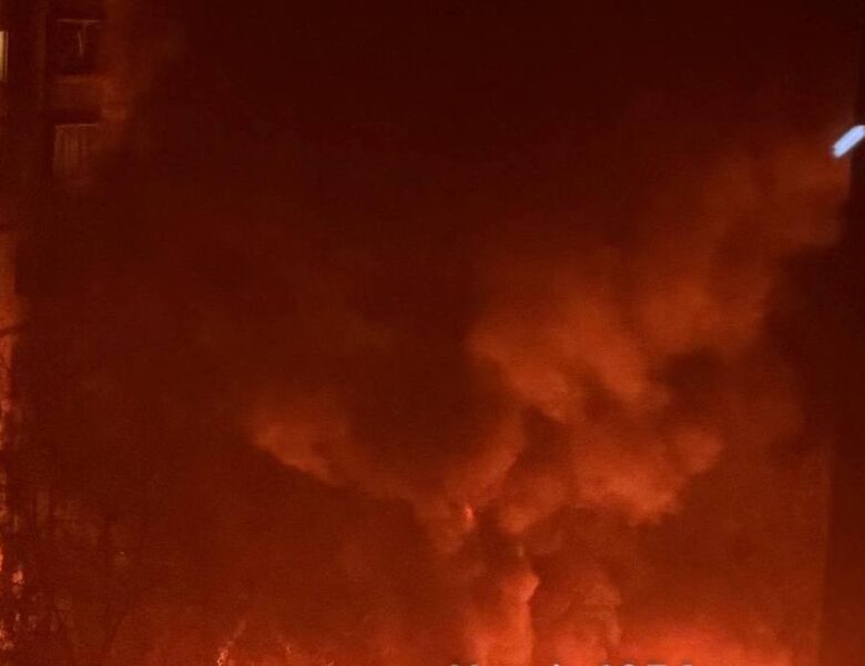 У Харкові Шахед влучив у багатоповерхівку