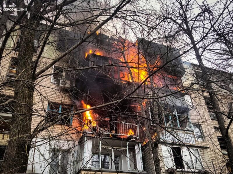 У Херсоні семеро поранених через російські обстріли