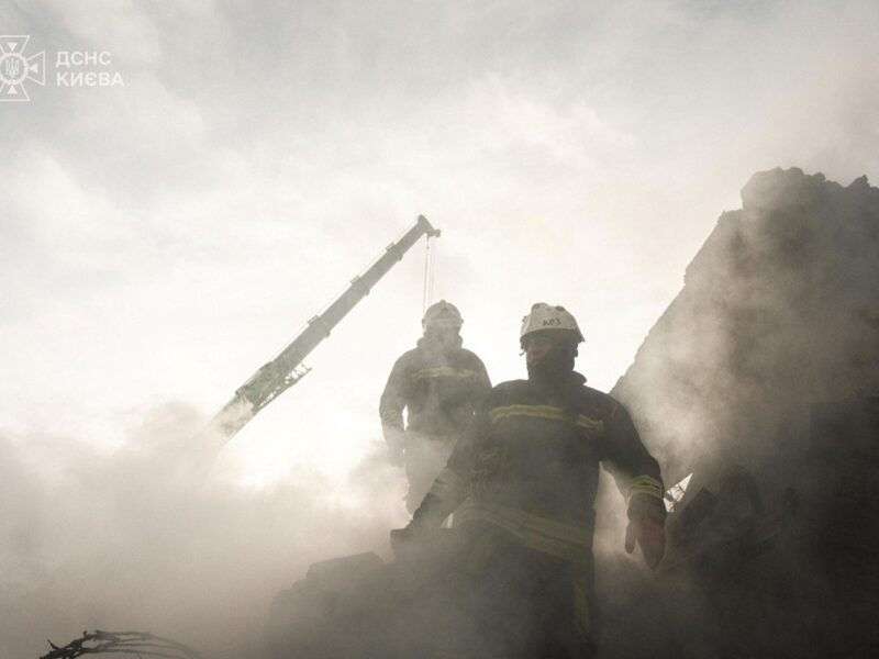 У Києві деблокували тіло сьомої жертви атаки РФ