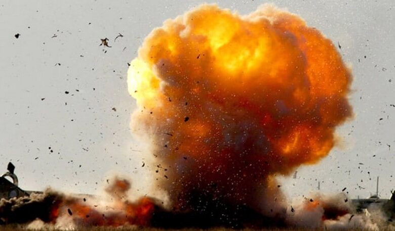 У Криму гучно: в Феодосії і Новофедівці спалахи