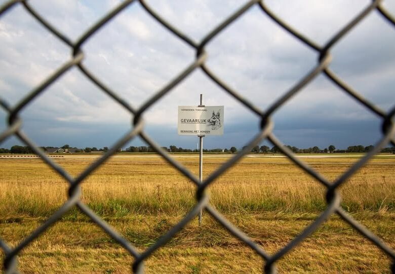 У Нідерландах військові відкрили вогонь по БПЛА над авіабазою