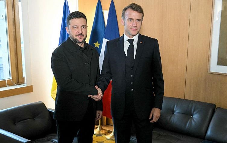 У Парижі Зеленський відвідає Генштаб “багатонаціональних сил”