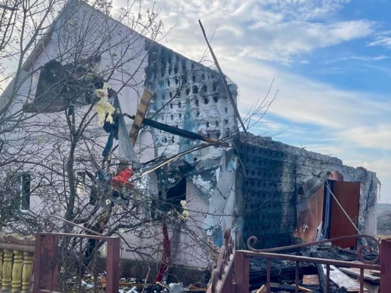 У передмісті Харкова шість постраждалих через атаку “шахедів”