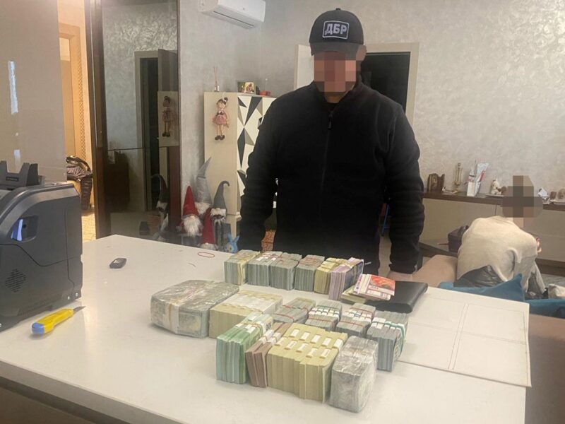 У посадовиці екоінспекції вилучили понад $1 млн