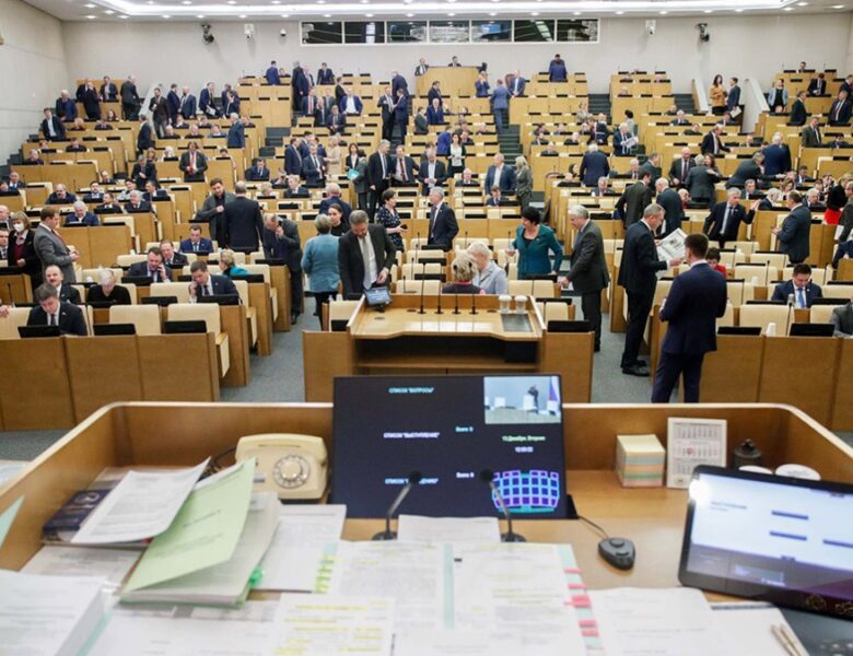 У РФ 76% чиновників влаштували родичів у владу