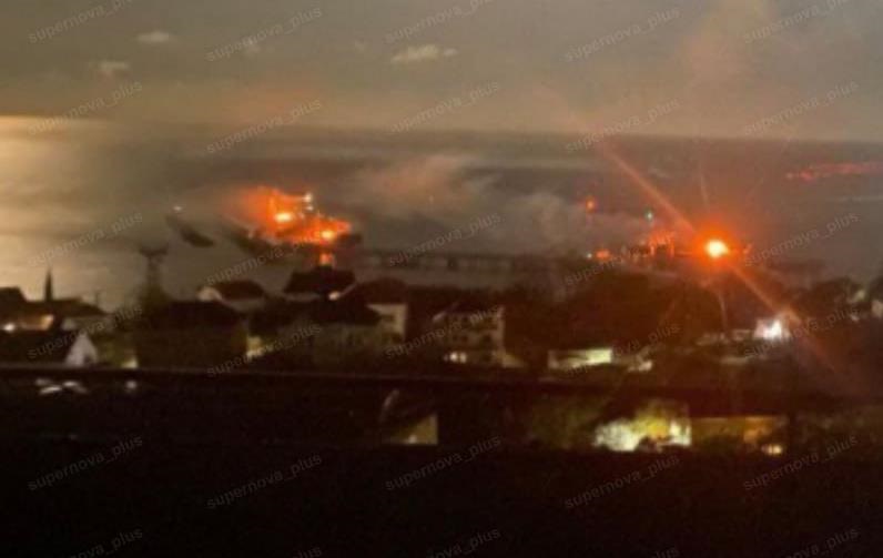 У РФ визнали влучання у порт і танкер в Туапсе