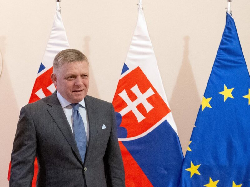 У Словаччині школярі зірвали виступ Фіцо після його нападок на Україну