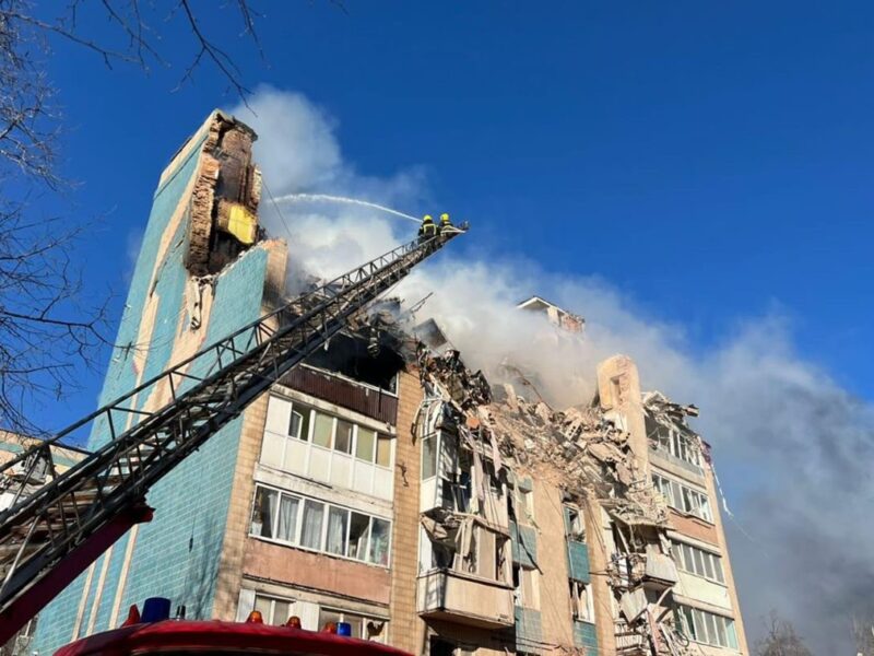 У Тернополі загинули десятки людей через атаку РФ