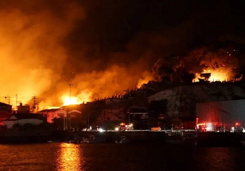 У Японії масштабна пожежа  знищила цілий міський квартал