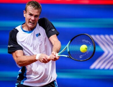 Українець Сачко болісно реагує на війну в Україні: Гостро це переживаю