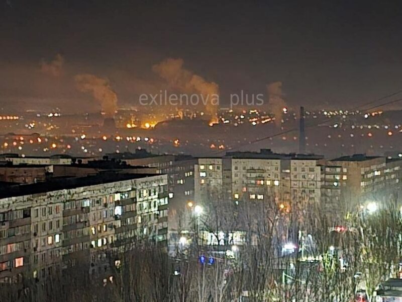 В Донецьку пролунала “велика кількість” вибухів